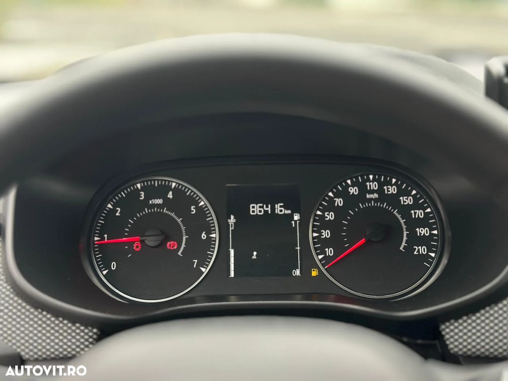 Dacia Logan TCe 90 MT6 Comfort - 8