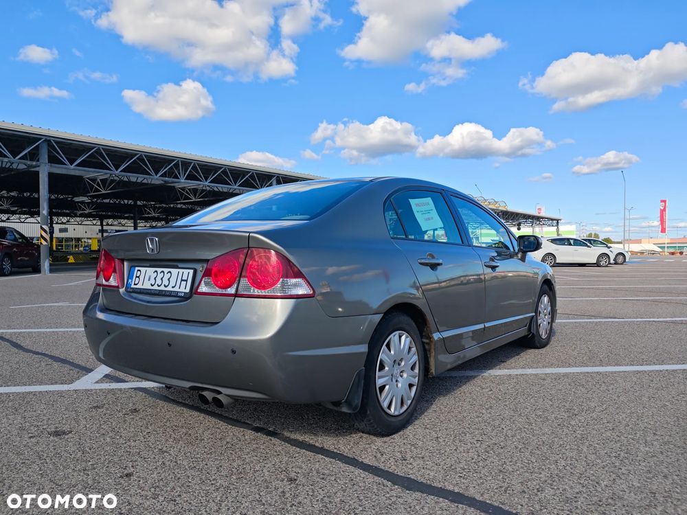 Honda Civic 1.8 Executive - 6