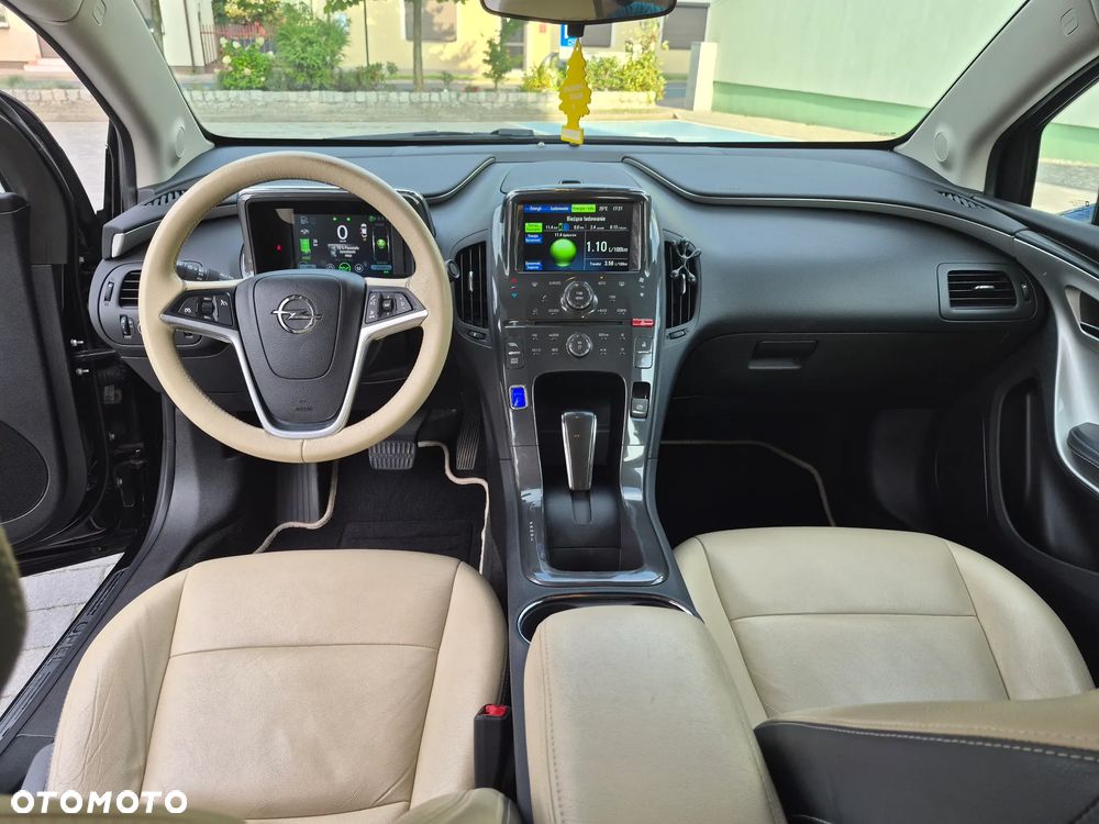 Opel Ampera - 2