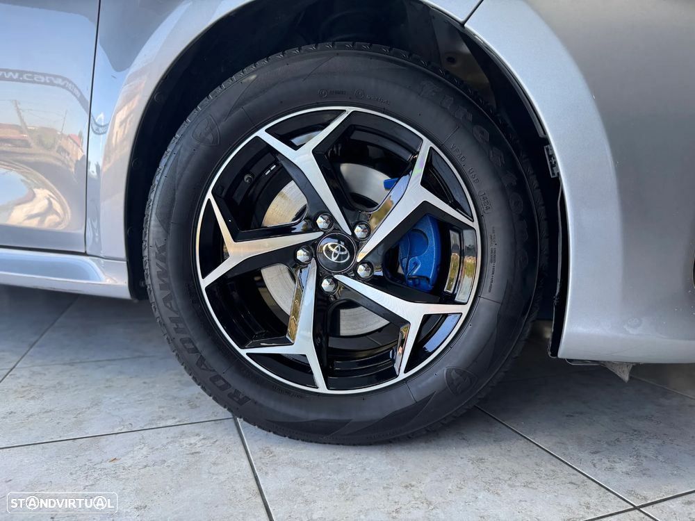 Toyota Yaris 1.5 HDF Comfort Plus - 11