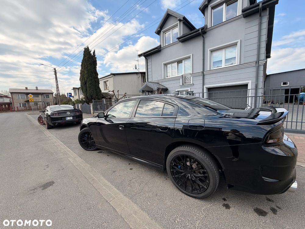 Dodge Charger - 5