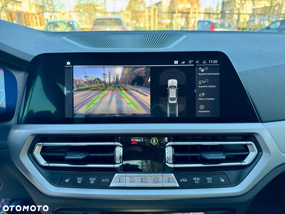 BMW Seria 3 320e Sport Line sport - 17