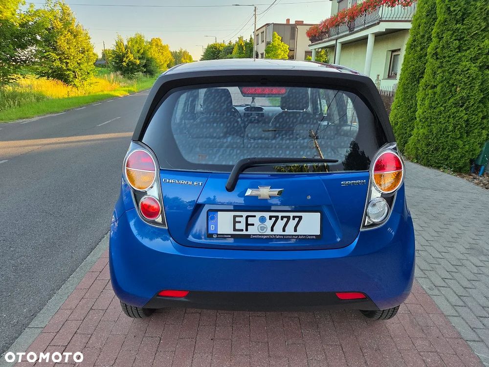 Chevrolet Spark 1.0 Base - 7