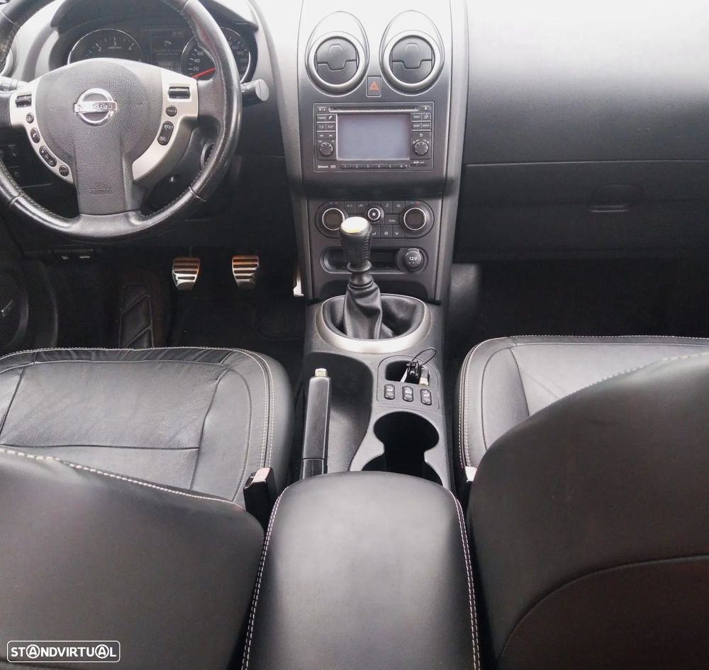 Nissan Qashqai +2 1.6 dCi Tekna Premium 18 - 13