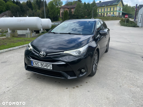 Toyota Avensis 2.0 D-4D Premium