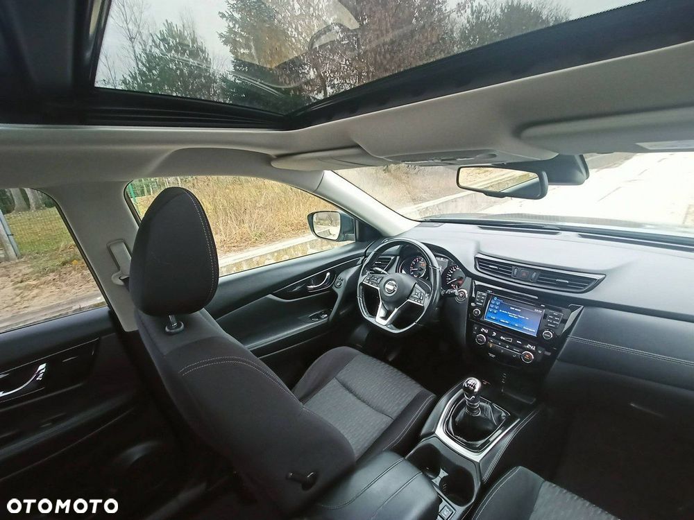 Nissan X-Trail 1.6 DIG-T Tekna 2WD 7os - 29