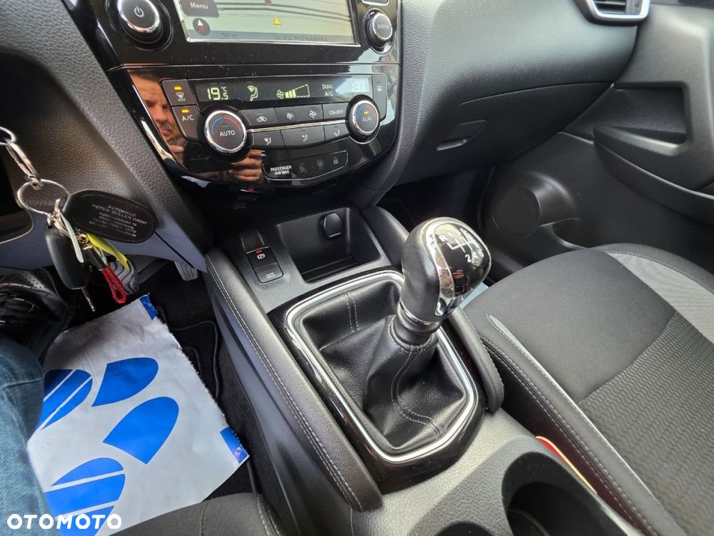 Nissan Qashqai - 16