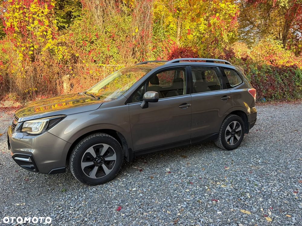 Subaru Forester 2.0 i Exclusive - 28
