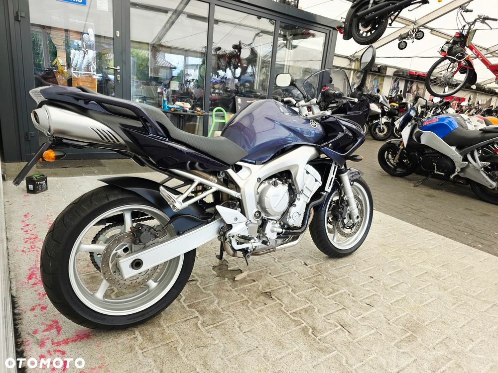 Yamaha FZ - 6