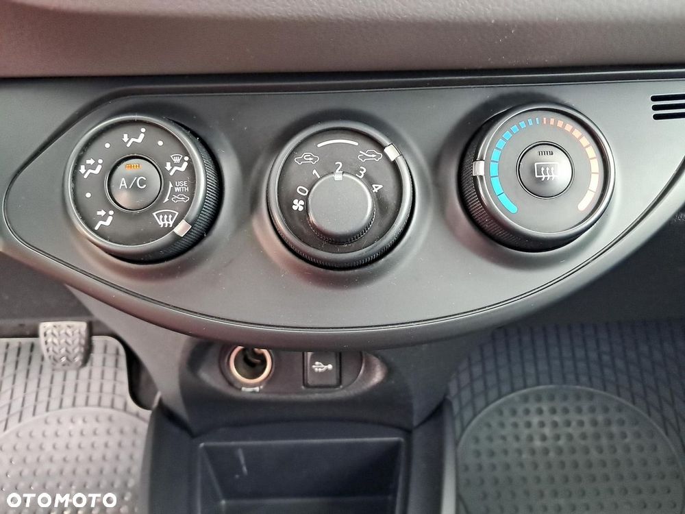 Toyota Yaris 1.4 D-4D Life - 19