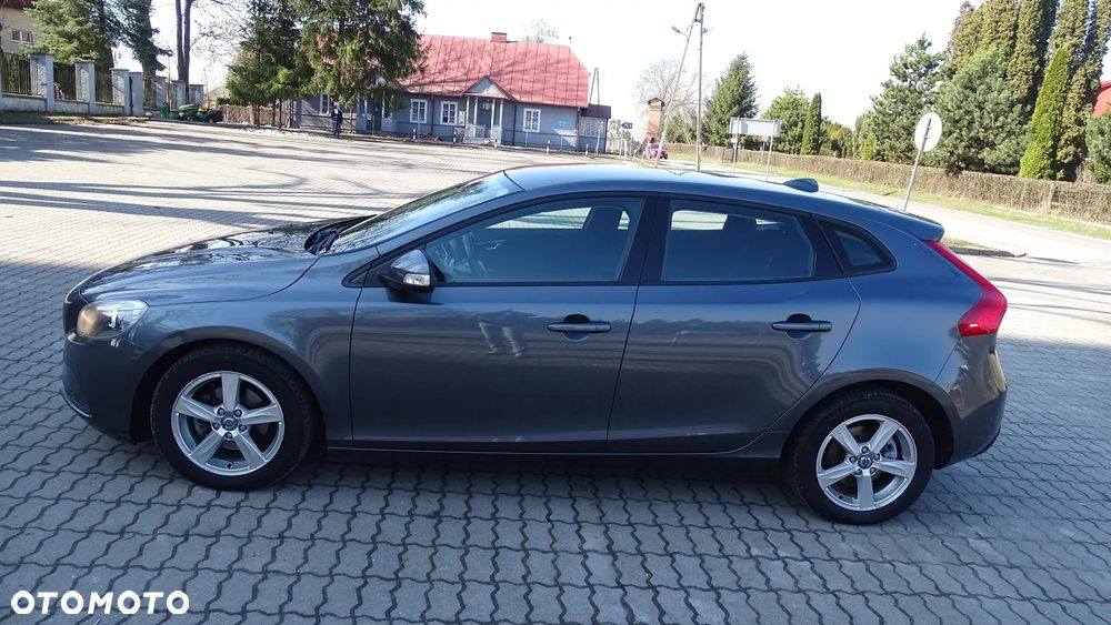 Volvo V40 D2 - 5