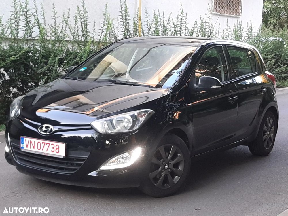 Hyundai i20 1.1 CRDi Passion - 12