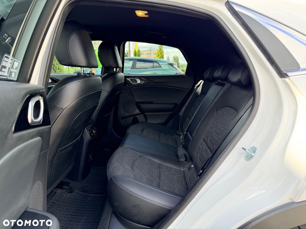 Kia XCeed 1.6 T-GDI Tribute DCT - 20