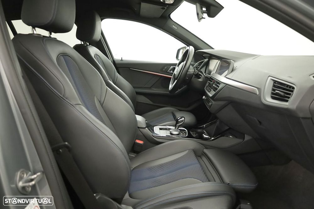 BMW 116 d Pack Desportivo M Auto - 22