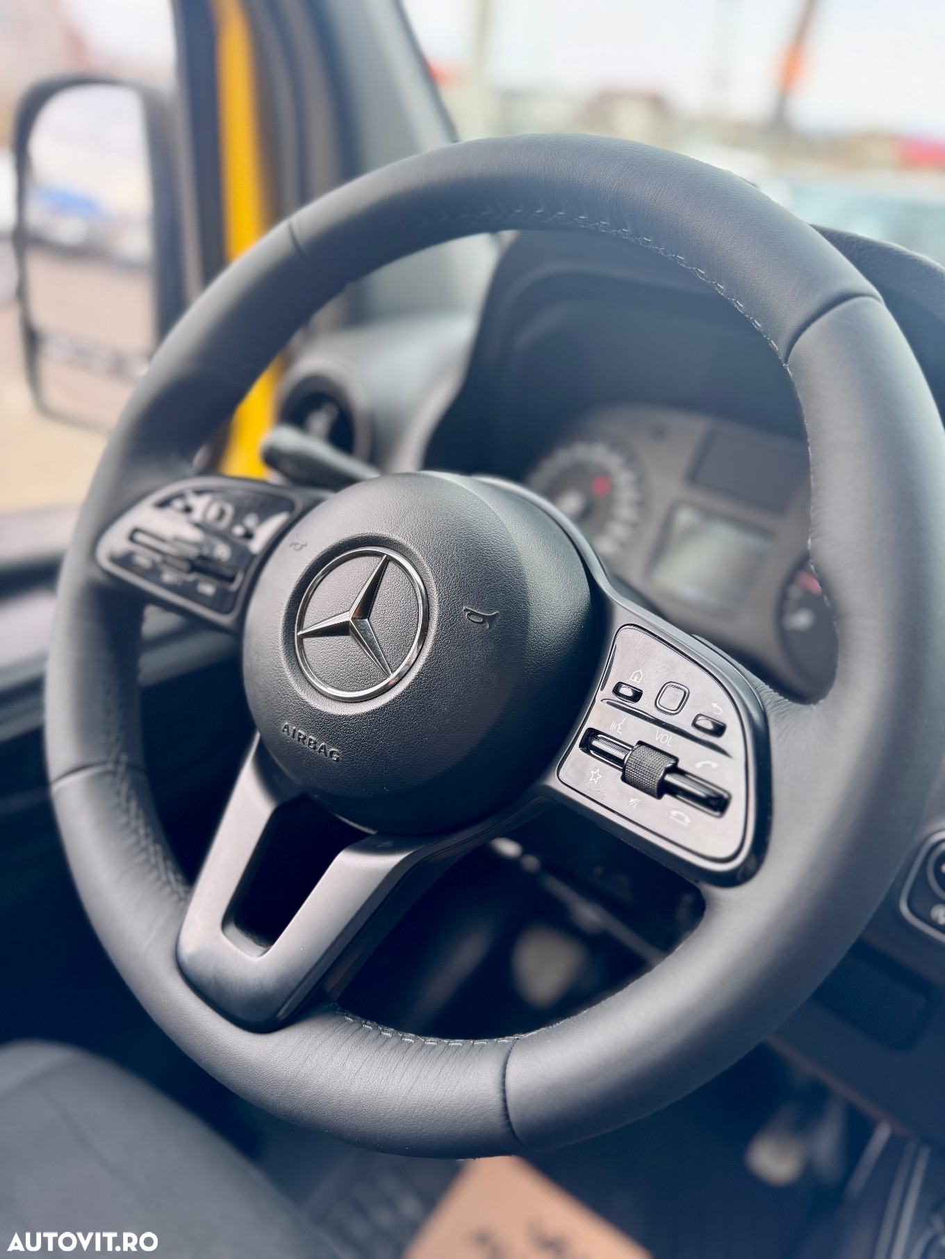 Mercedes-Benz Sprinter - 8