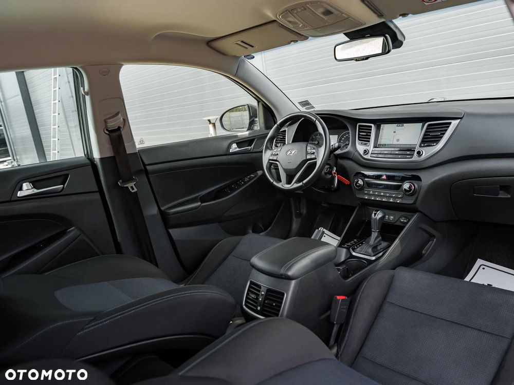 Hyundai Tucson blue 1.7 CRDi 2WD DCT Premium - 18