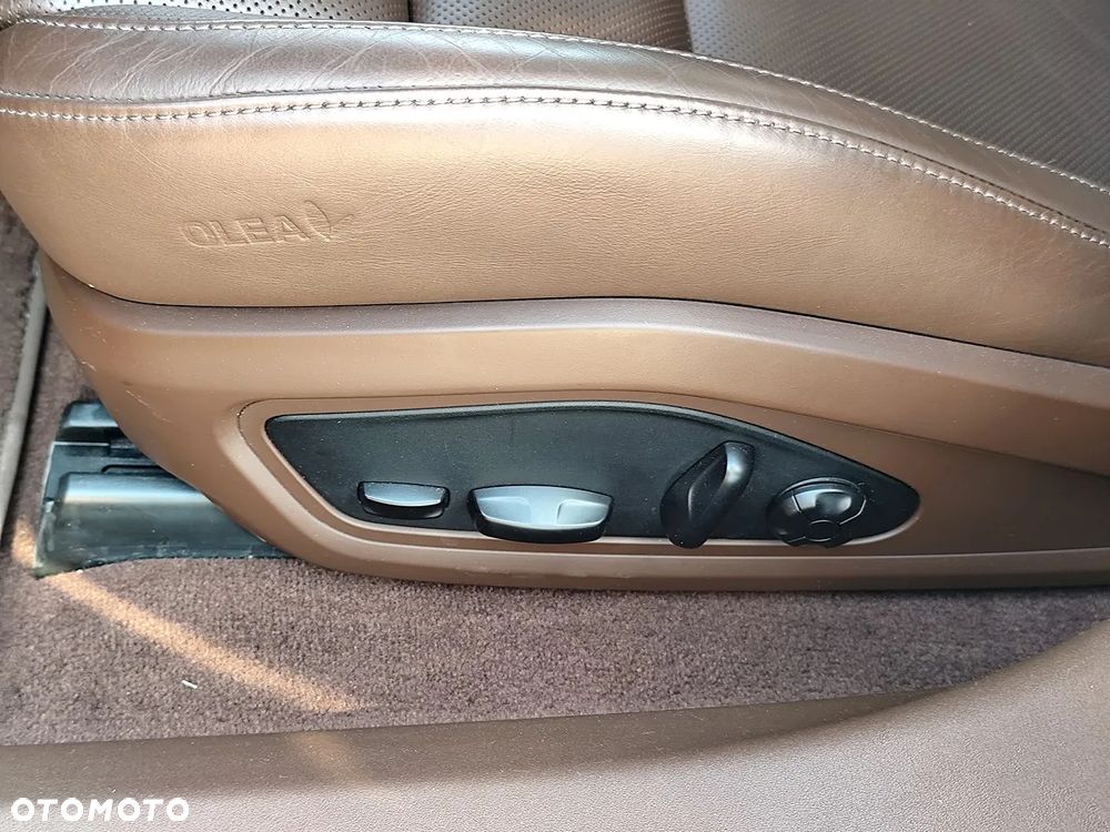 Porsche Taycan Turbo - 15