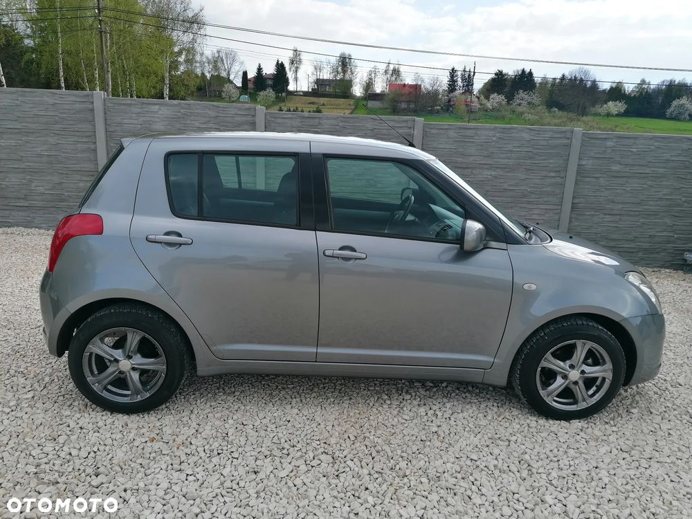 Suzuki Swift 1.3 Comfort - 4