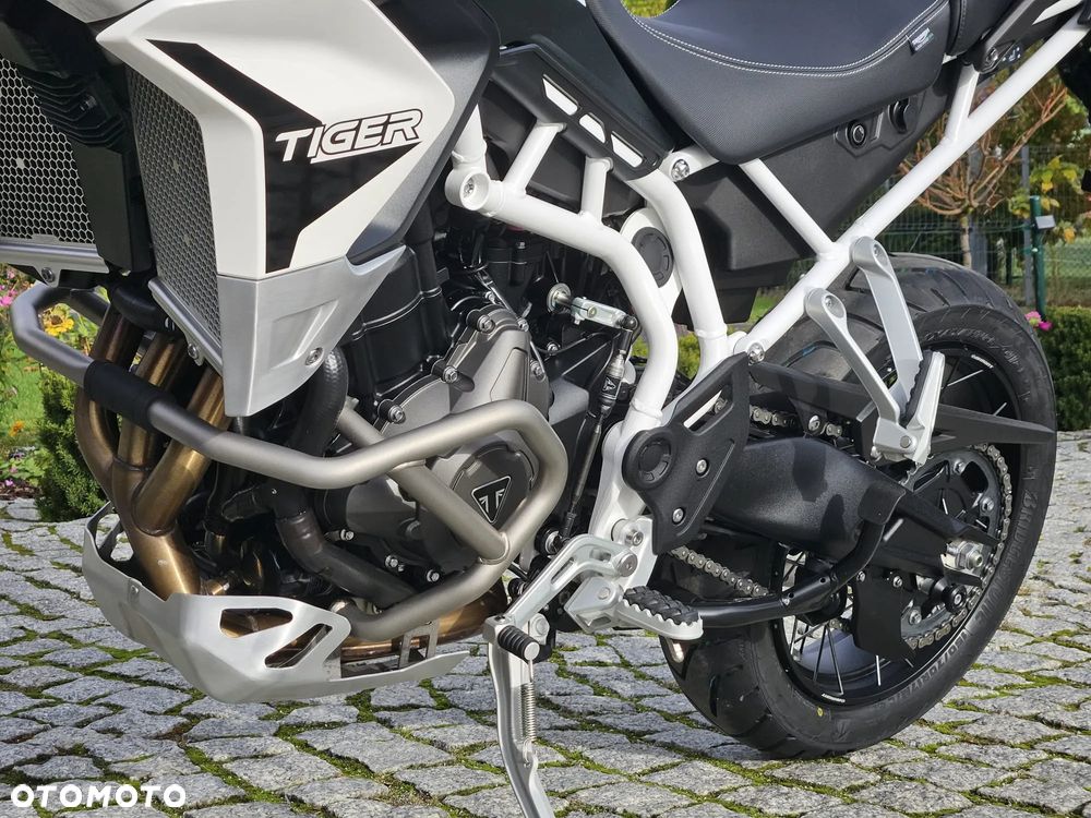 Triumph Tiger - 4