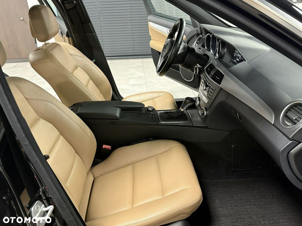 Mercedes-Benz Klasa C - 18