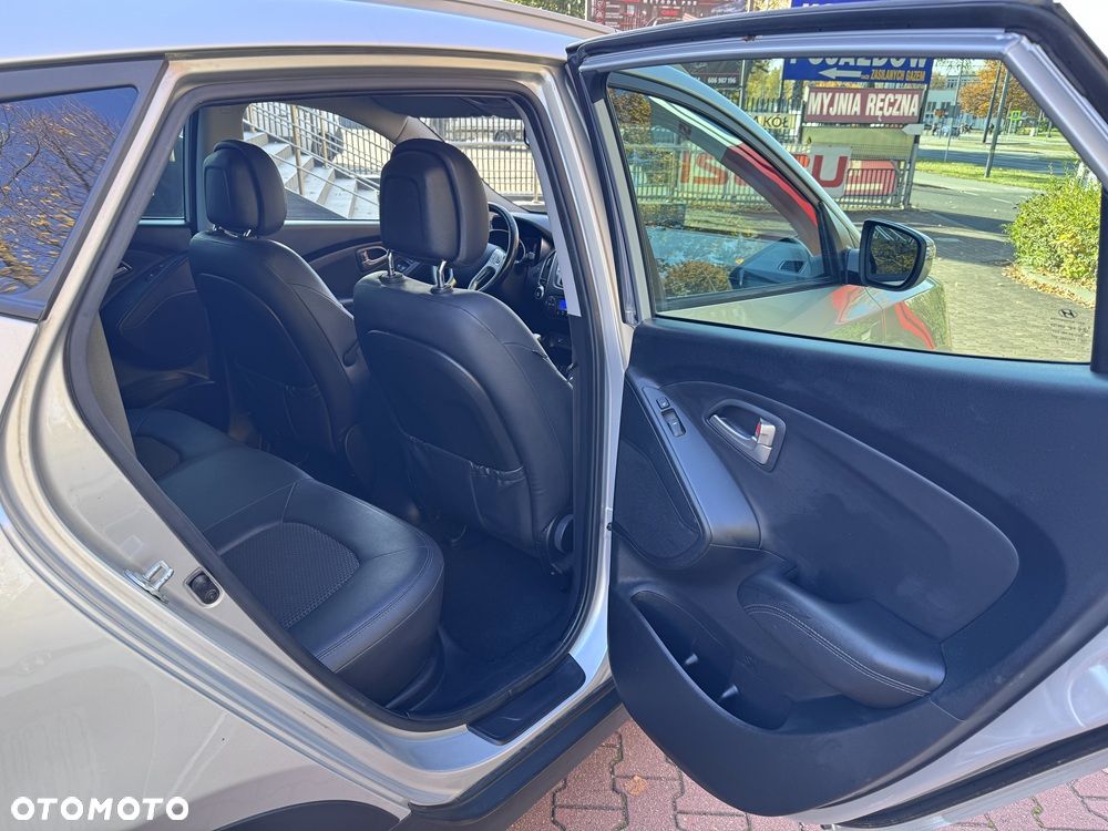 Hyundai ix35 1.7 CRDi 2WD blue Style - 18