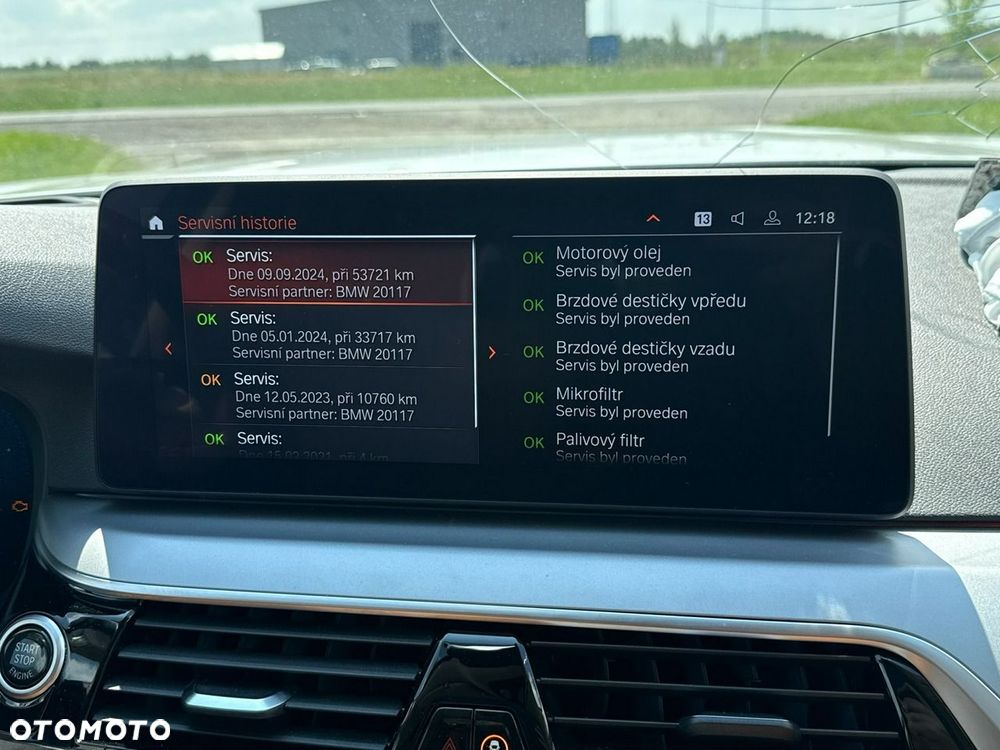 BMW Seria 5 520d Luxury Line sport - 39