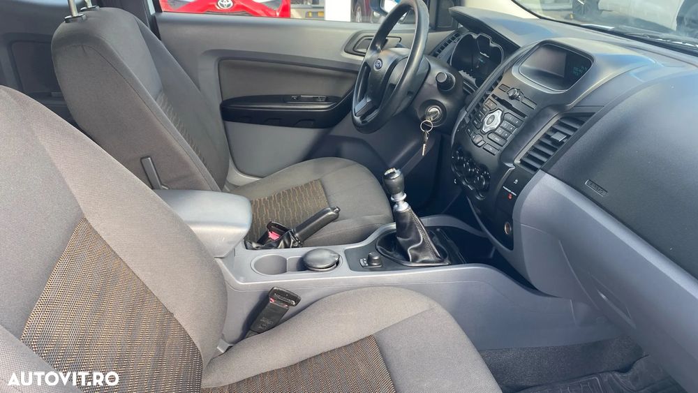 Ford Ranger Pick-Up 4x4 Cabina RAP - 6