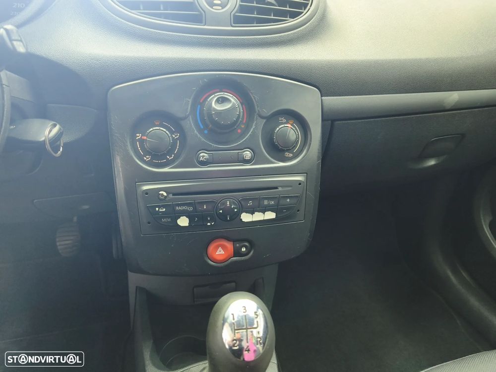 Renault Clio 1.5 dCi Confort - 10