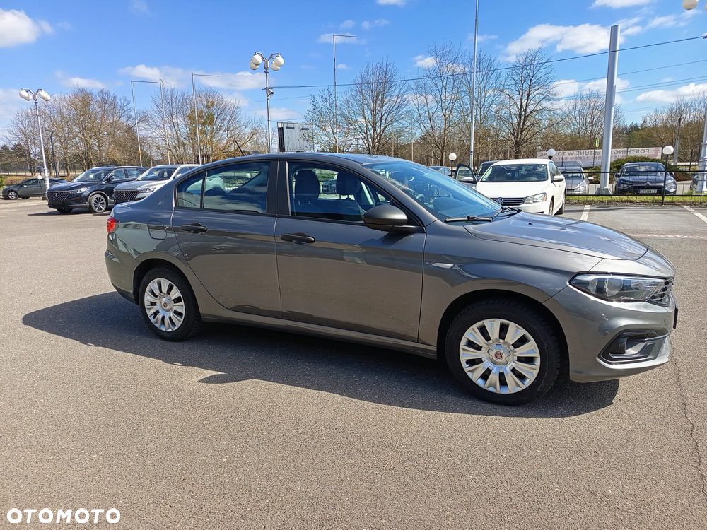 Fiat Tipo 1.0 T3 - 4