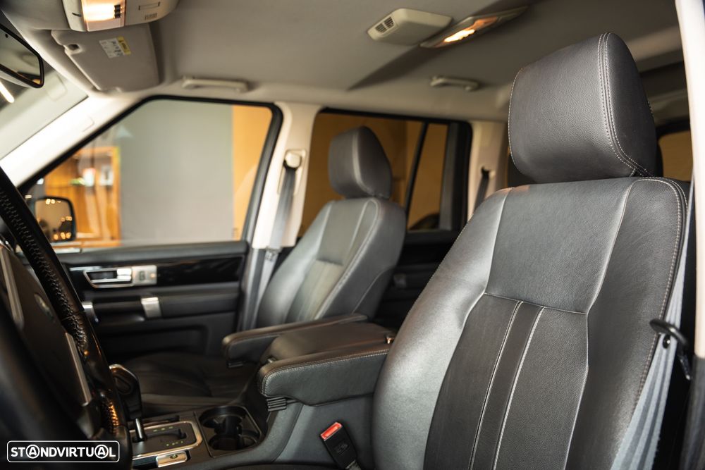 Land Rover Discovery TD V6 HSE - 6
