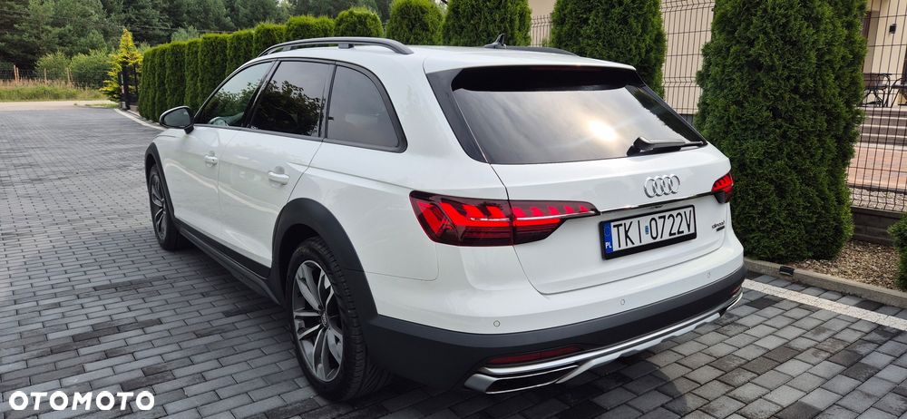 Audi A4 Allroad - 12