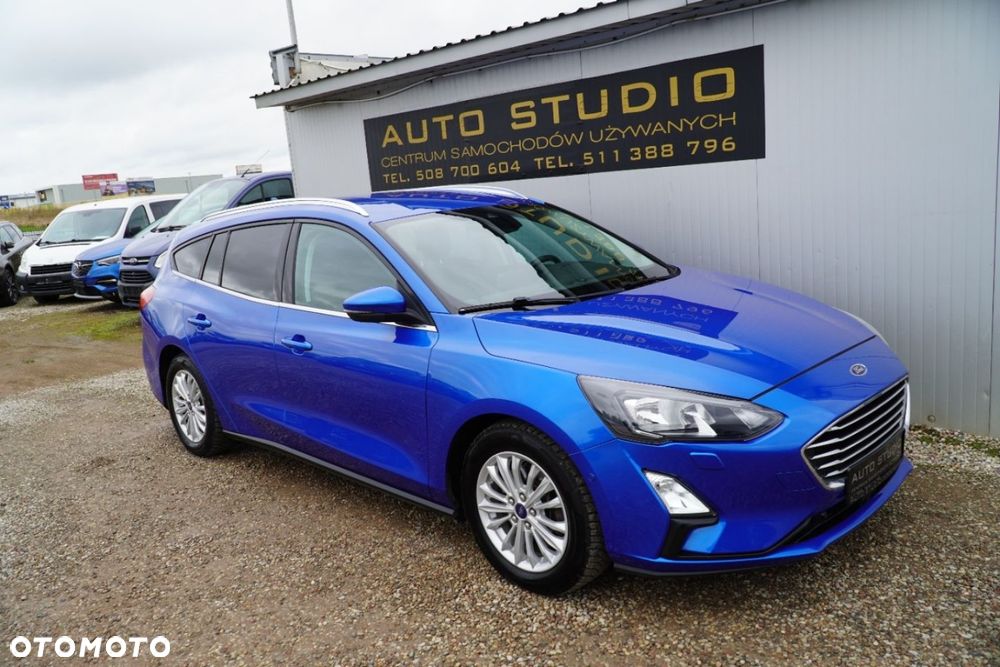 Ford Focus - 36
