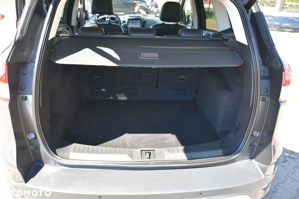 Ford Kuga 2.0 TDCi 4x4 Titanium - 23