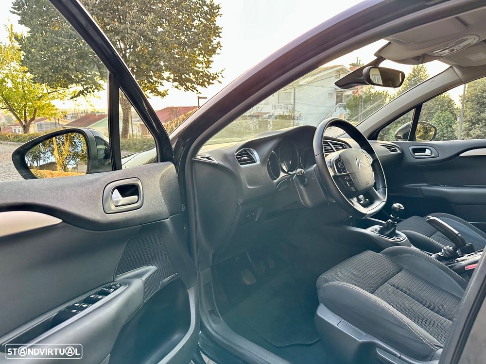 Citroën C4 1.6 e-HDi Seduction - 13