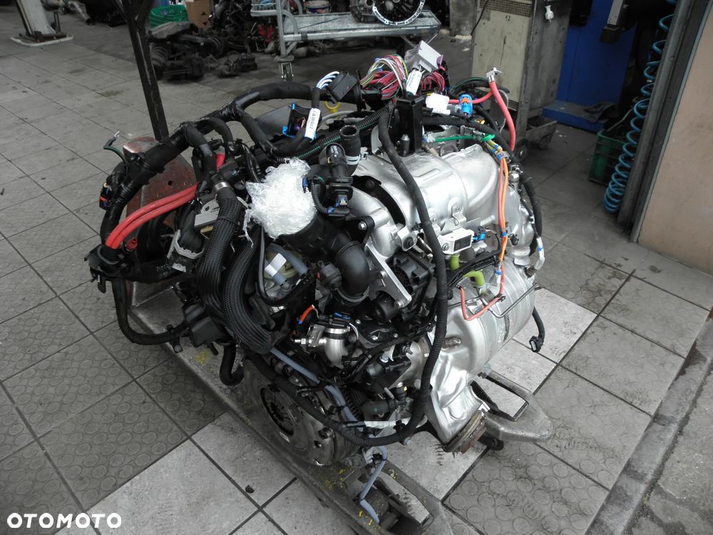 TRAFIC VIVARO III  SILNIK 2,0 DCI  2021 ROK ŁADNY KPL. - 4