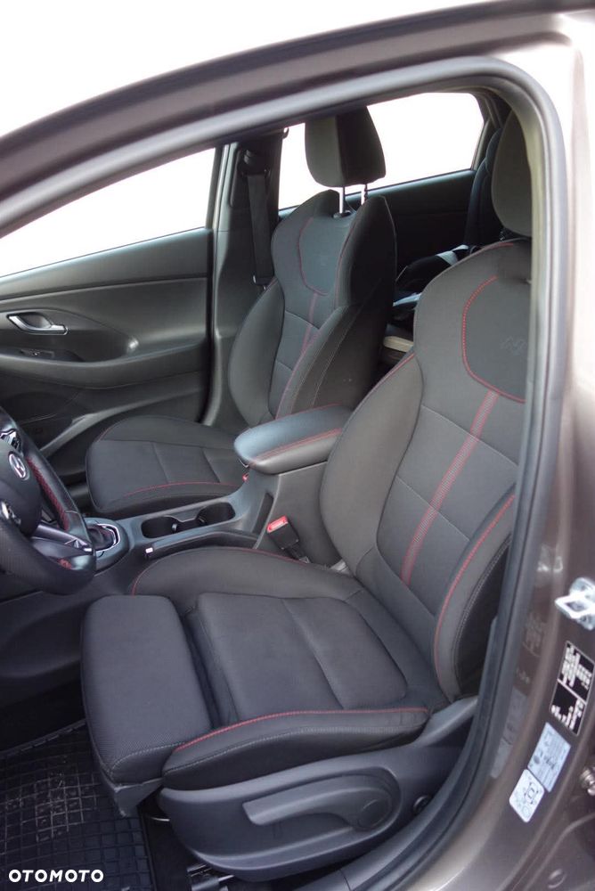 Hyundai i30 1.5 T-GDI 48V-Hybrid DCT N-Line - 7
