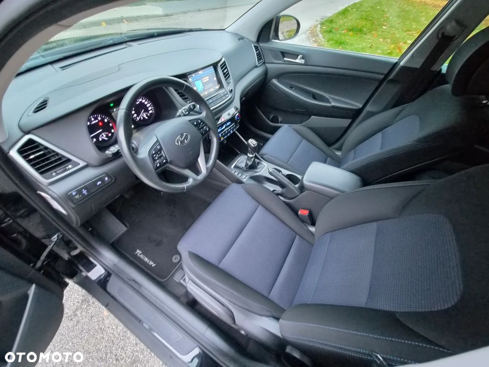Hyundai Tucson blue 1.6 GDi 2WD Navi - 25