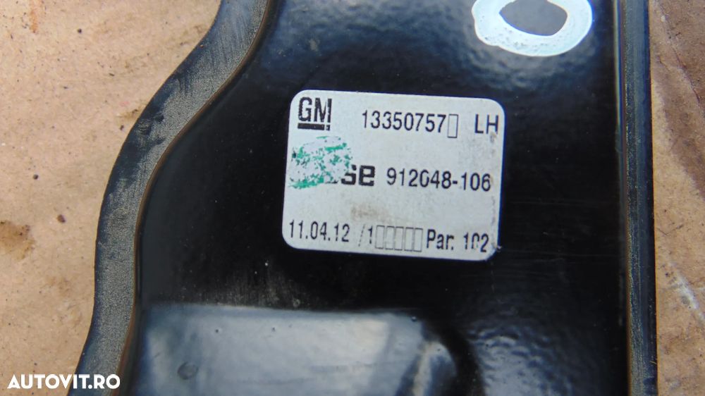 Macara cu motoras electric Opel Astra J an 2009-2018 cod 13350757 LH - 3