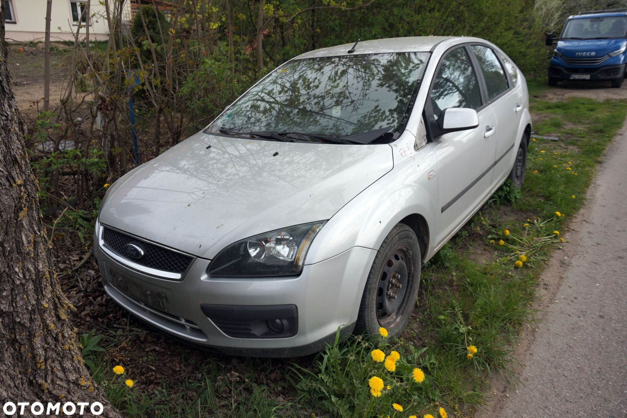 FORD FOCUS II MK2 5D HB O3 1.6 16V KM SREBRNY na części - 1