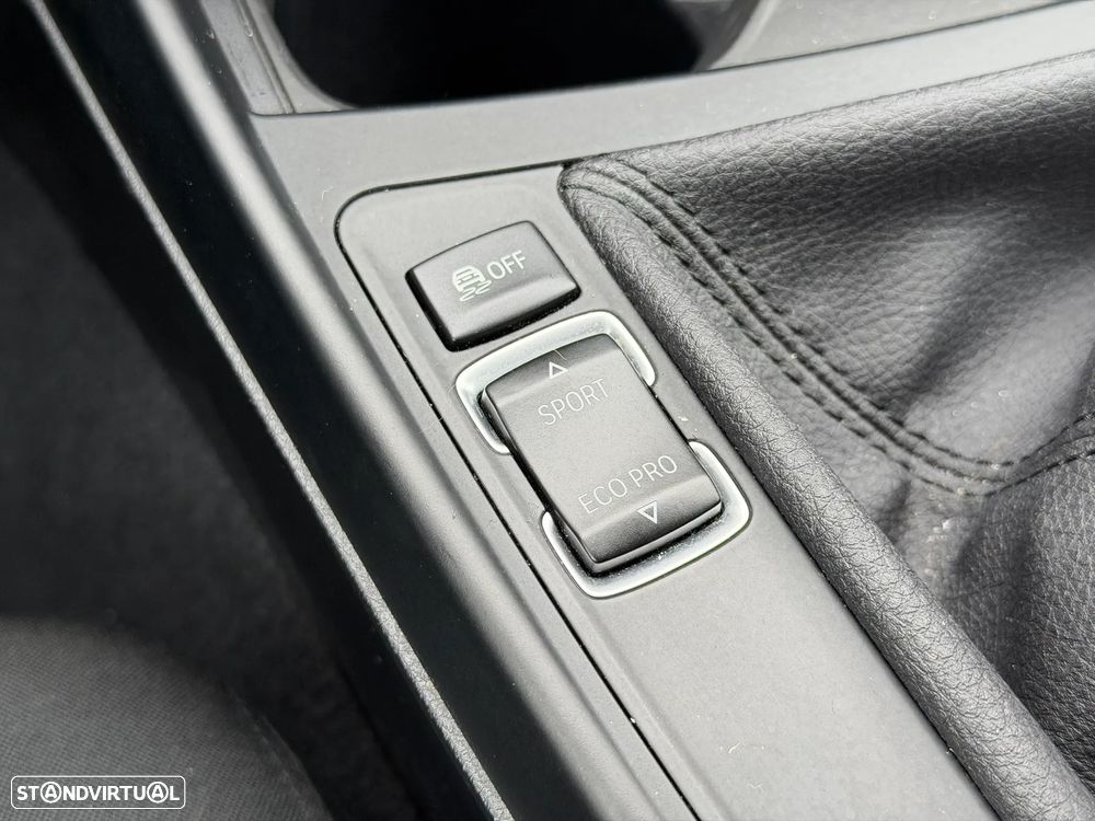 BMW 118 i Sport Line - 13