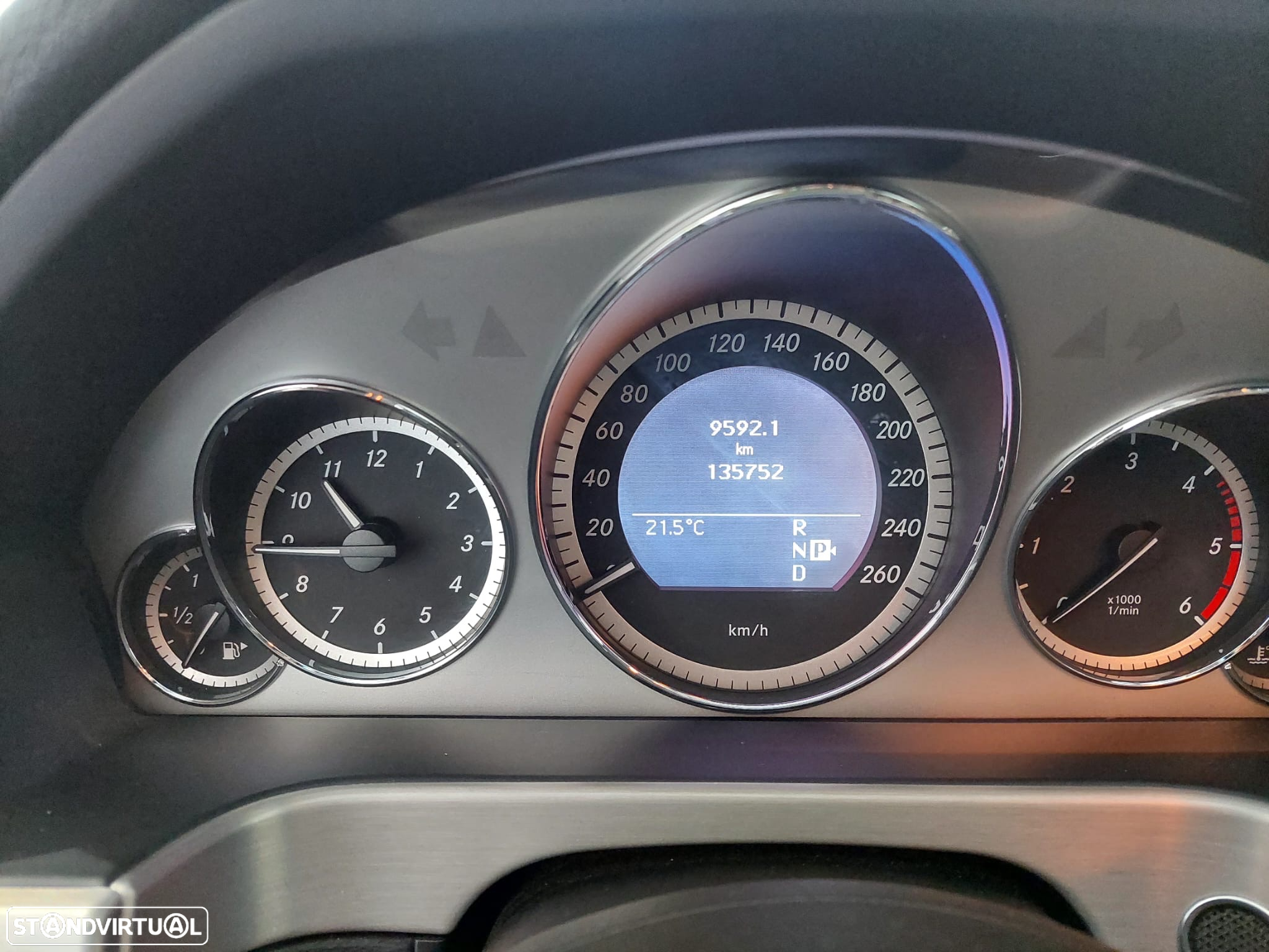 Mercedes-Benz E 350 CDi Avantgarde BlueEfficiency - 11