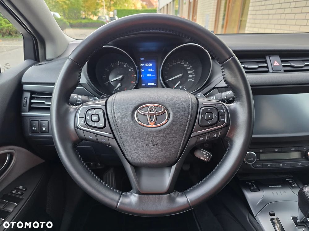 Toyota Avensis - 28