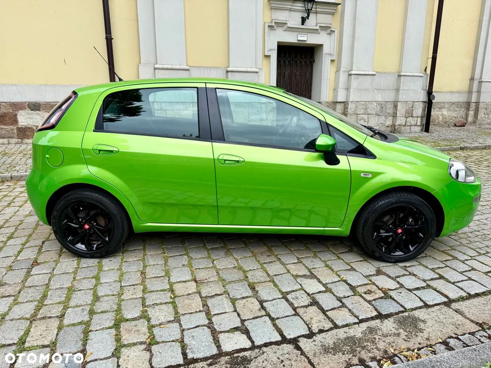 Fiat Punto 1.4 Young - 6