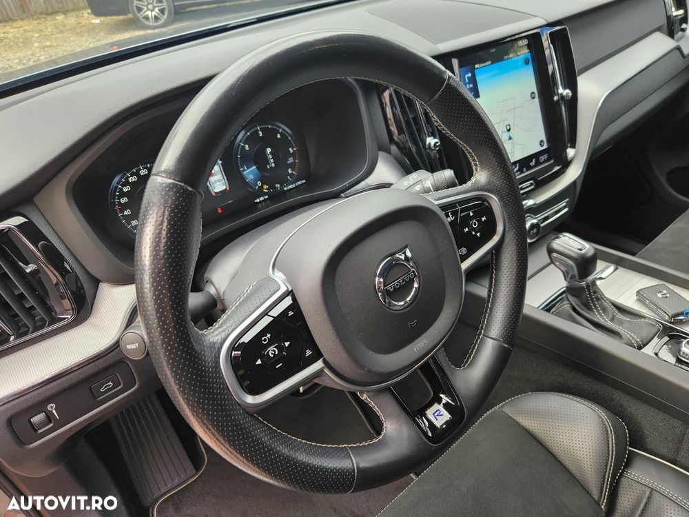 Volvo XC 60 D4 Geartronic RDesign - 24