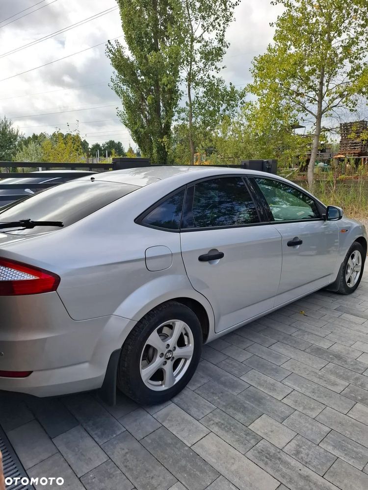 Ford Mondeo - 11