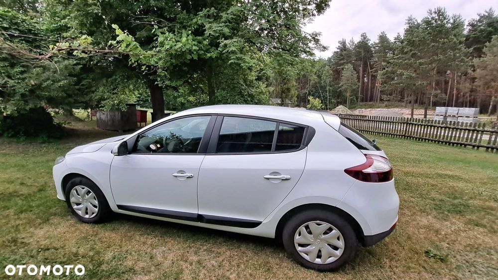 Renault Megane 1.6 16V 110 LIMITED - 9