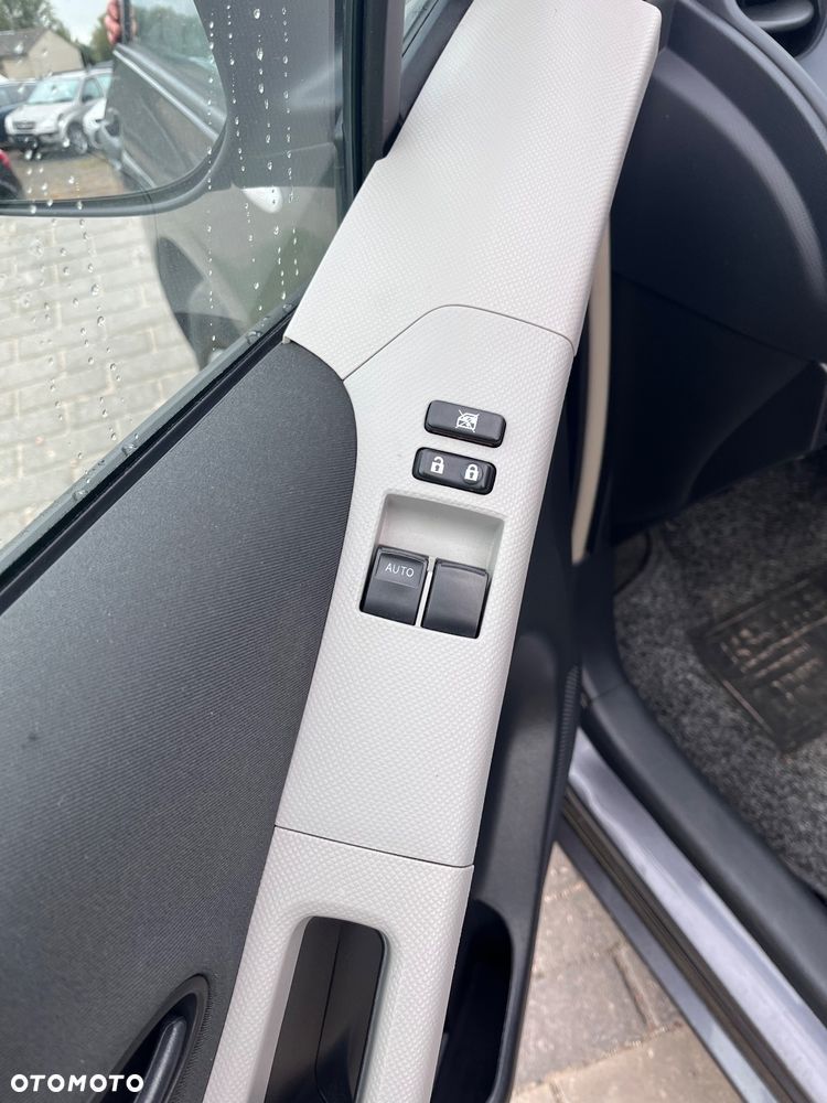 Toyota Yaris - 9