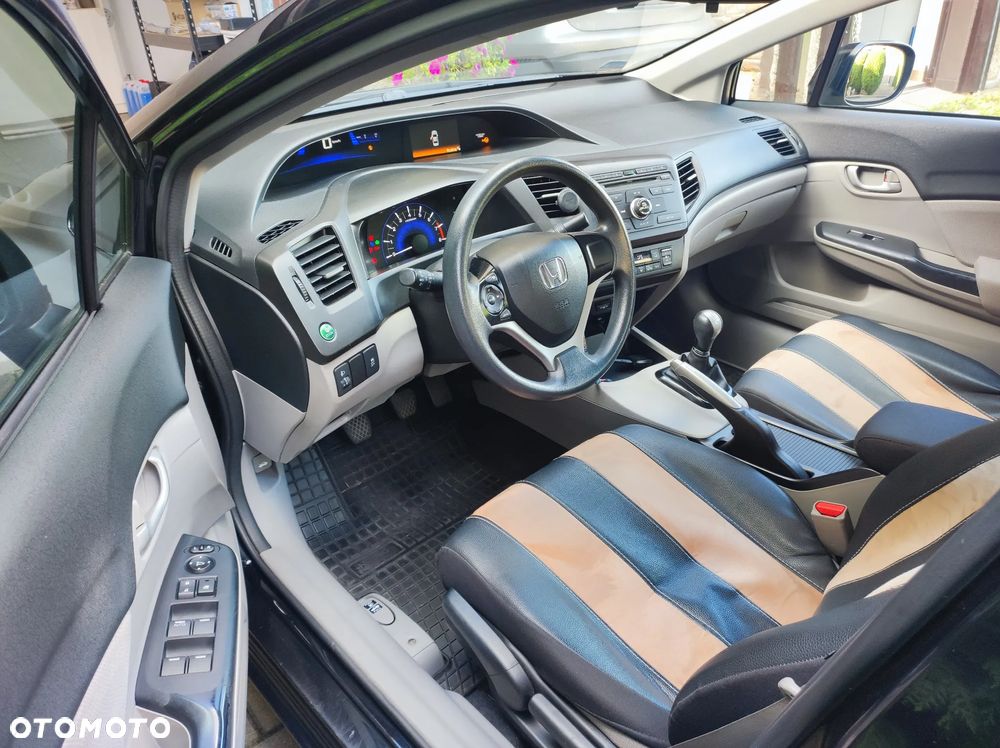 Honda Civic - 10