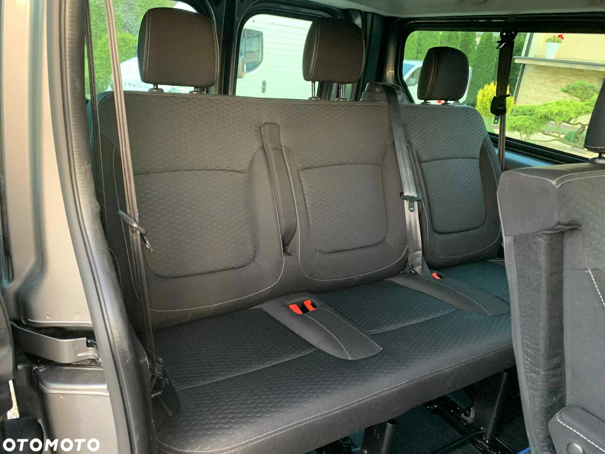 Opel Vivaro - 21