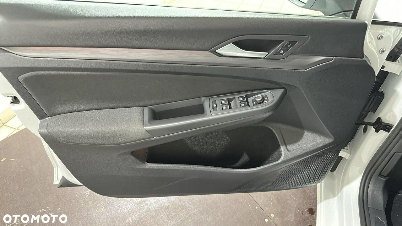 Volkswagen Golf - 14